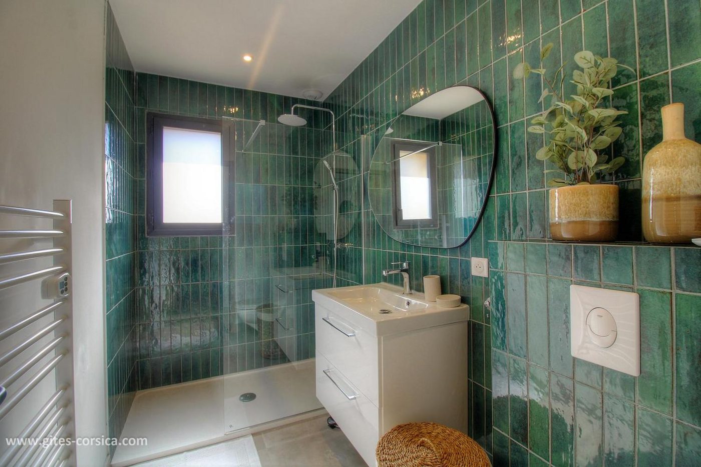 Salle de bain verte